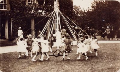 maypole dancing